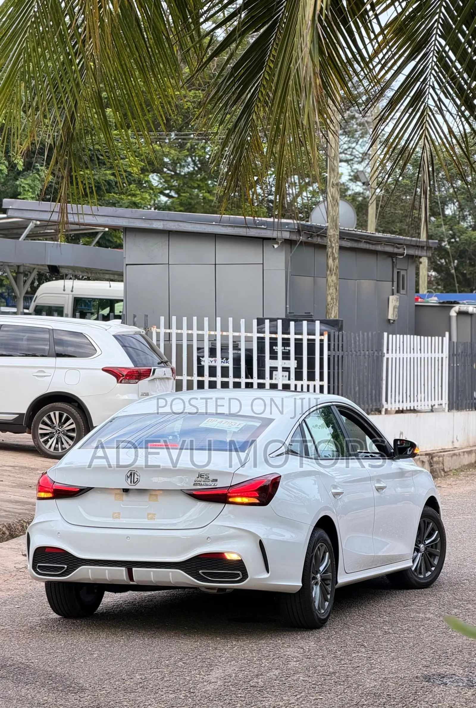 MG MG5 180DVVT CVT Luxury 2025 White