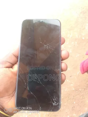 Lesia Young 2 64 GB Black