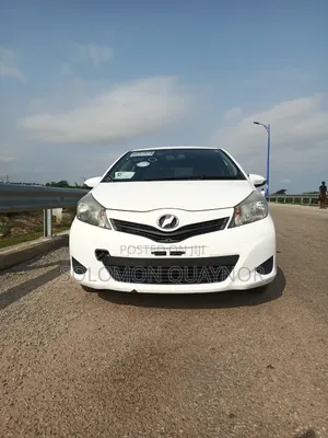 Toyota Vitz 1.3 FWD 5dr 2013 White