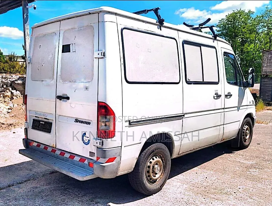Mercedes-Benz Sprinter 2004 White