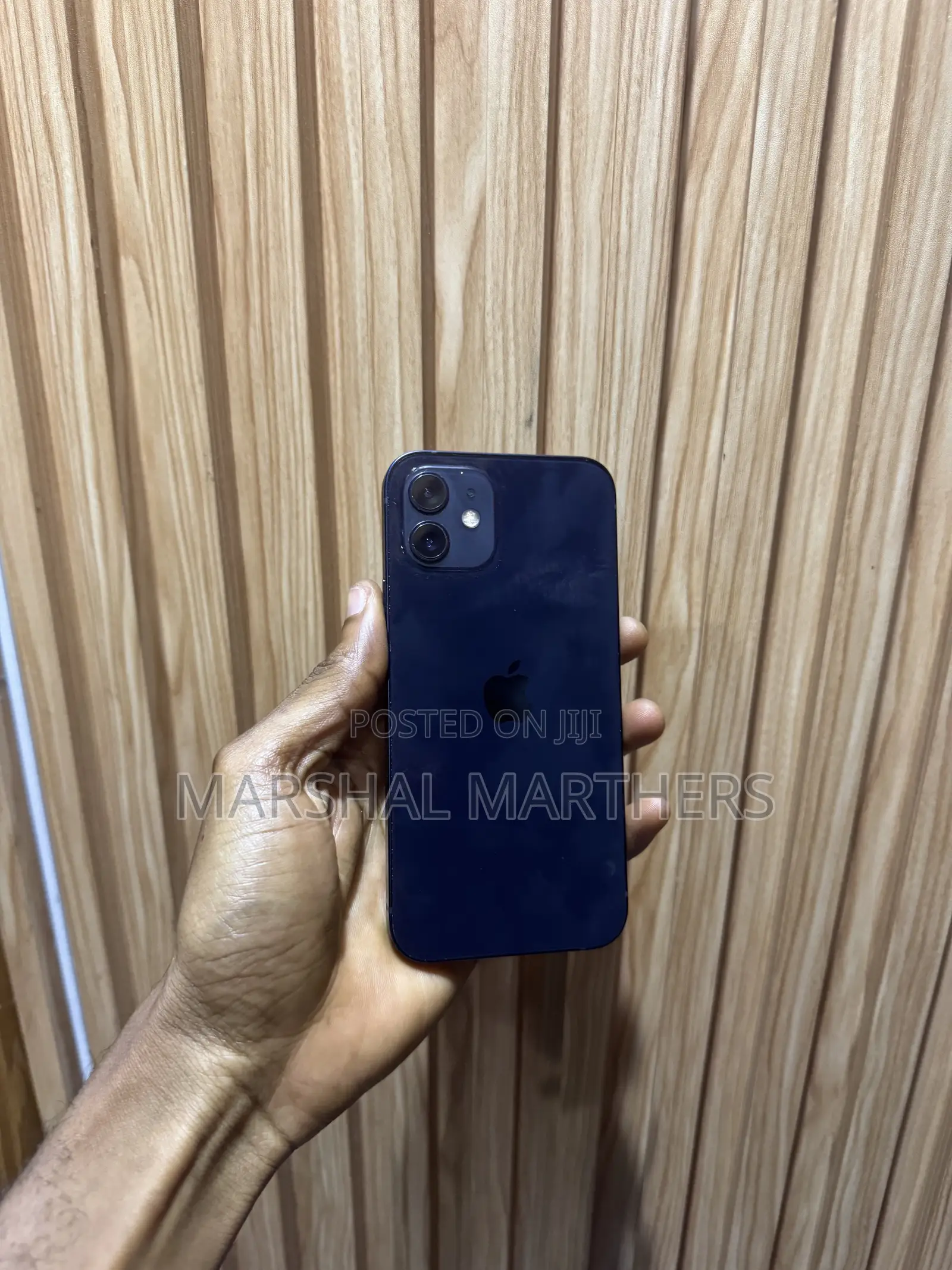 Apple iPhone 12 64 GB Black