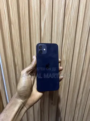 Apple iPhone 12 64 GB Black