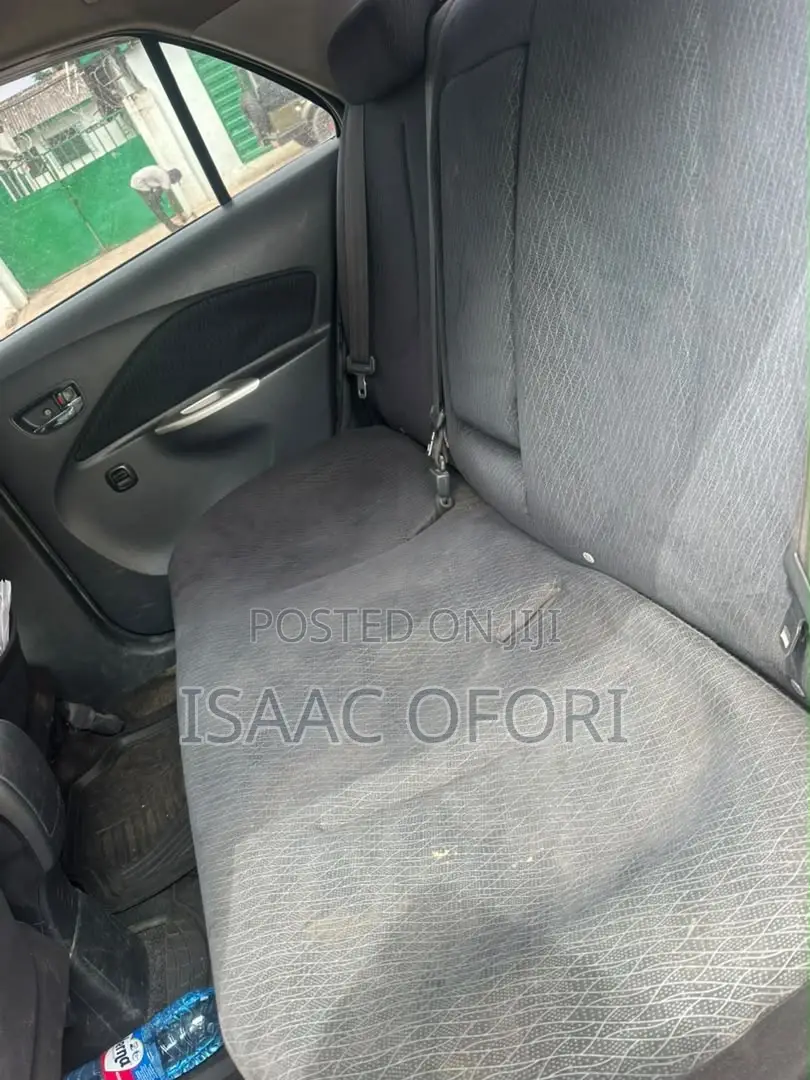 Toyota Yaris 1.5 Automatic 2009 Gray