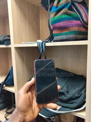 Apple iPhone XR 64 GB Red