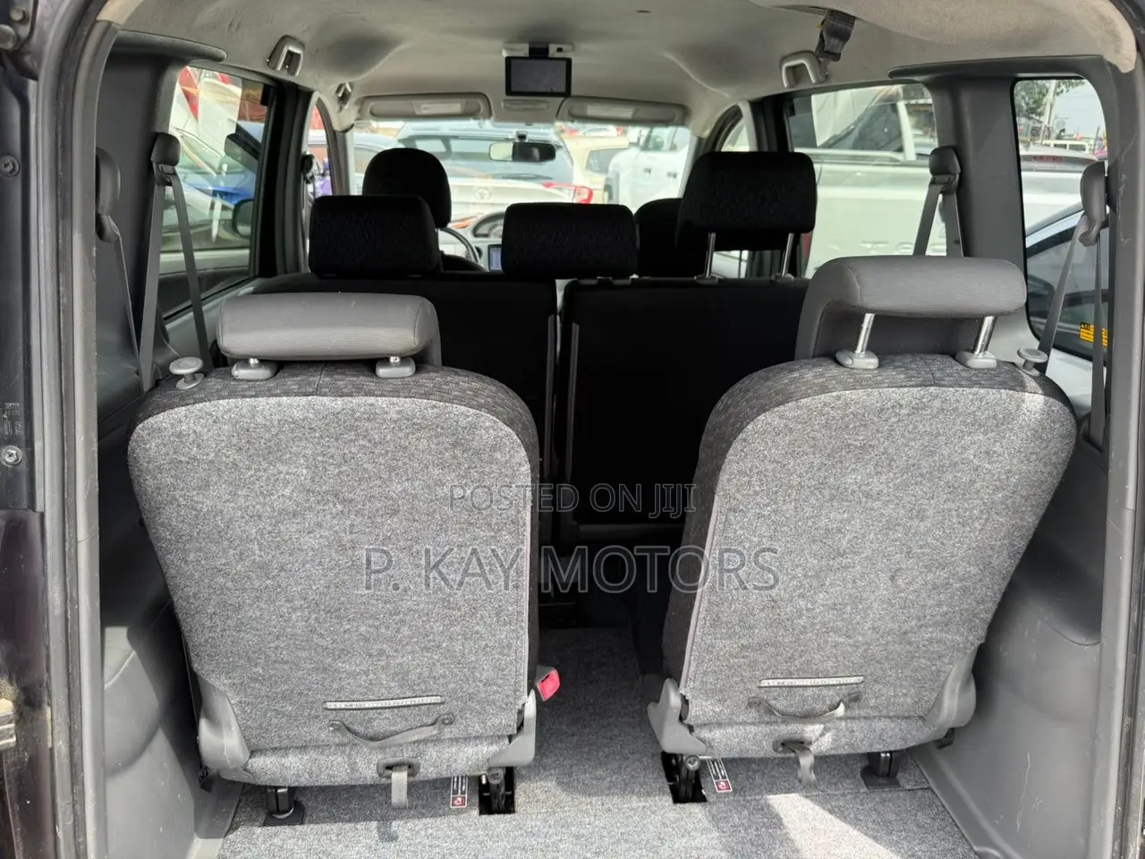 Toyota Sienta 1.5 FWD 2013 Matt Black