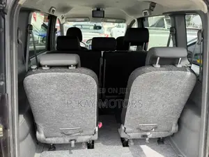 Toyota Sienta 1.5 FWD 2013 Matt Black