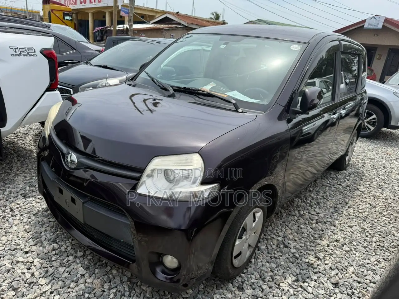 Toyota Sienta 1.5 FWD 2013 Matt Black
