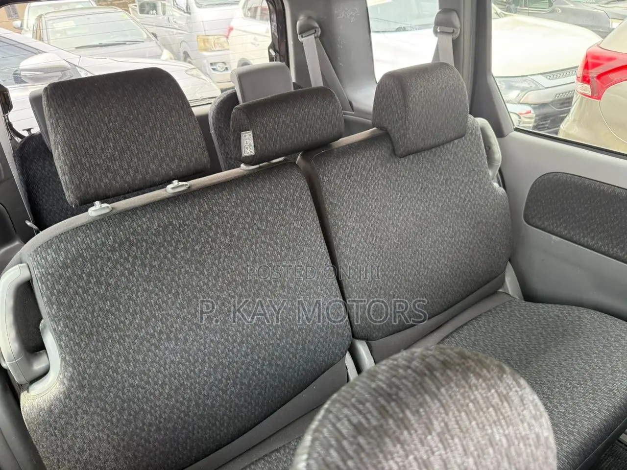 Toyota Sienta 1.5 FWD 2013 Matt Black