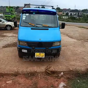 Hyundai H-100 2004 Brown