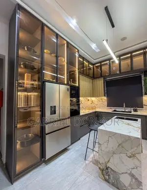 Luxury Kitchen Cabinet