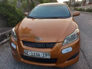 Toyota Matrix 2010 Gold