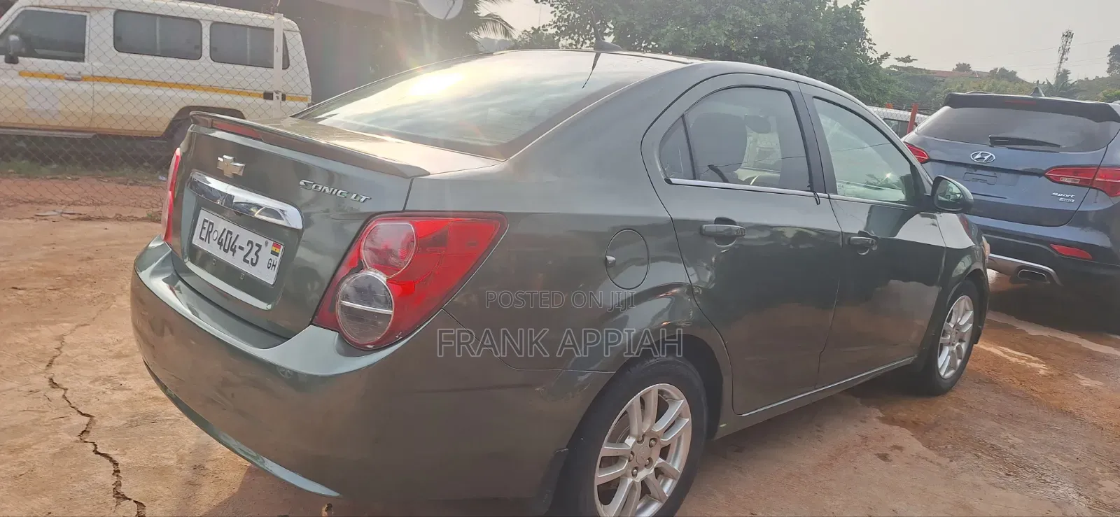Chevrolet Sonic 2014 Green