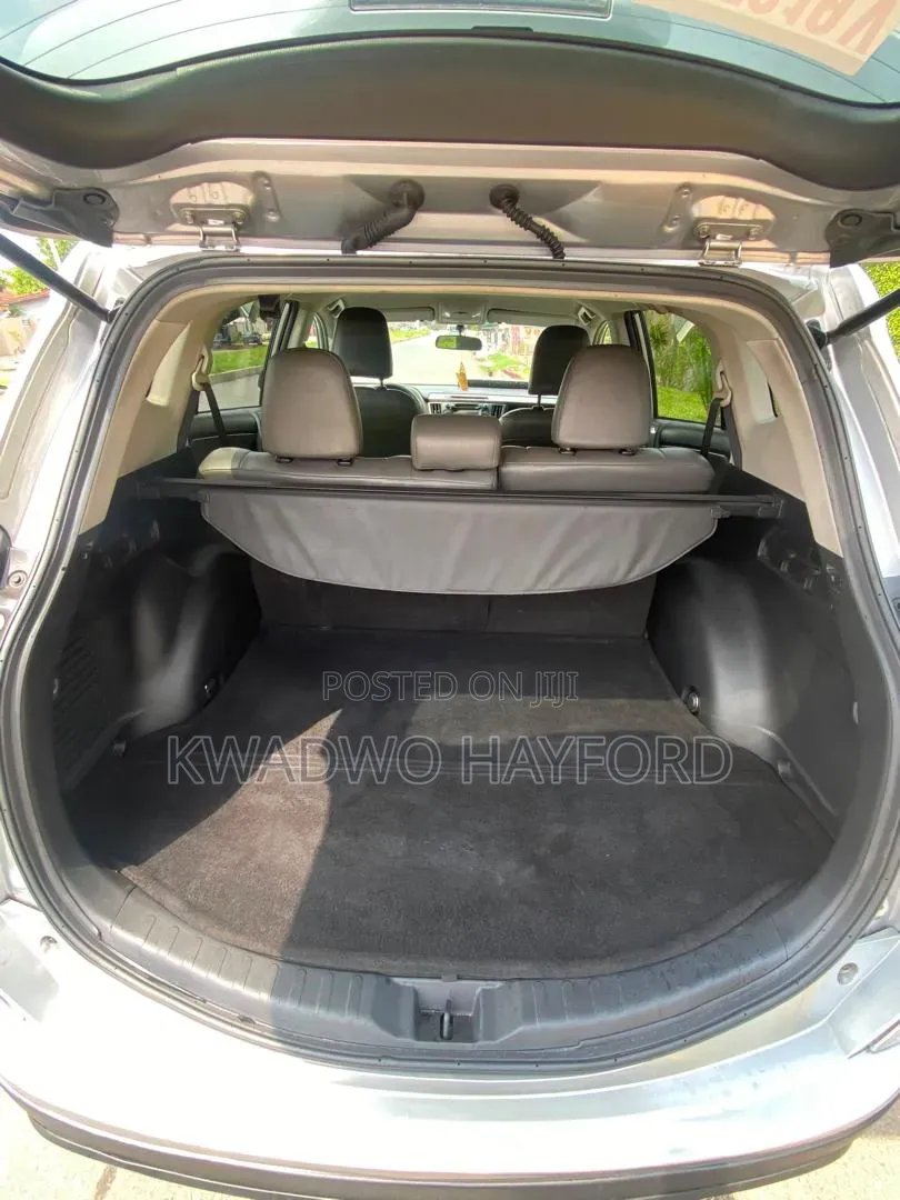 Toyota RAV4 2018 Silver