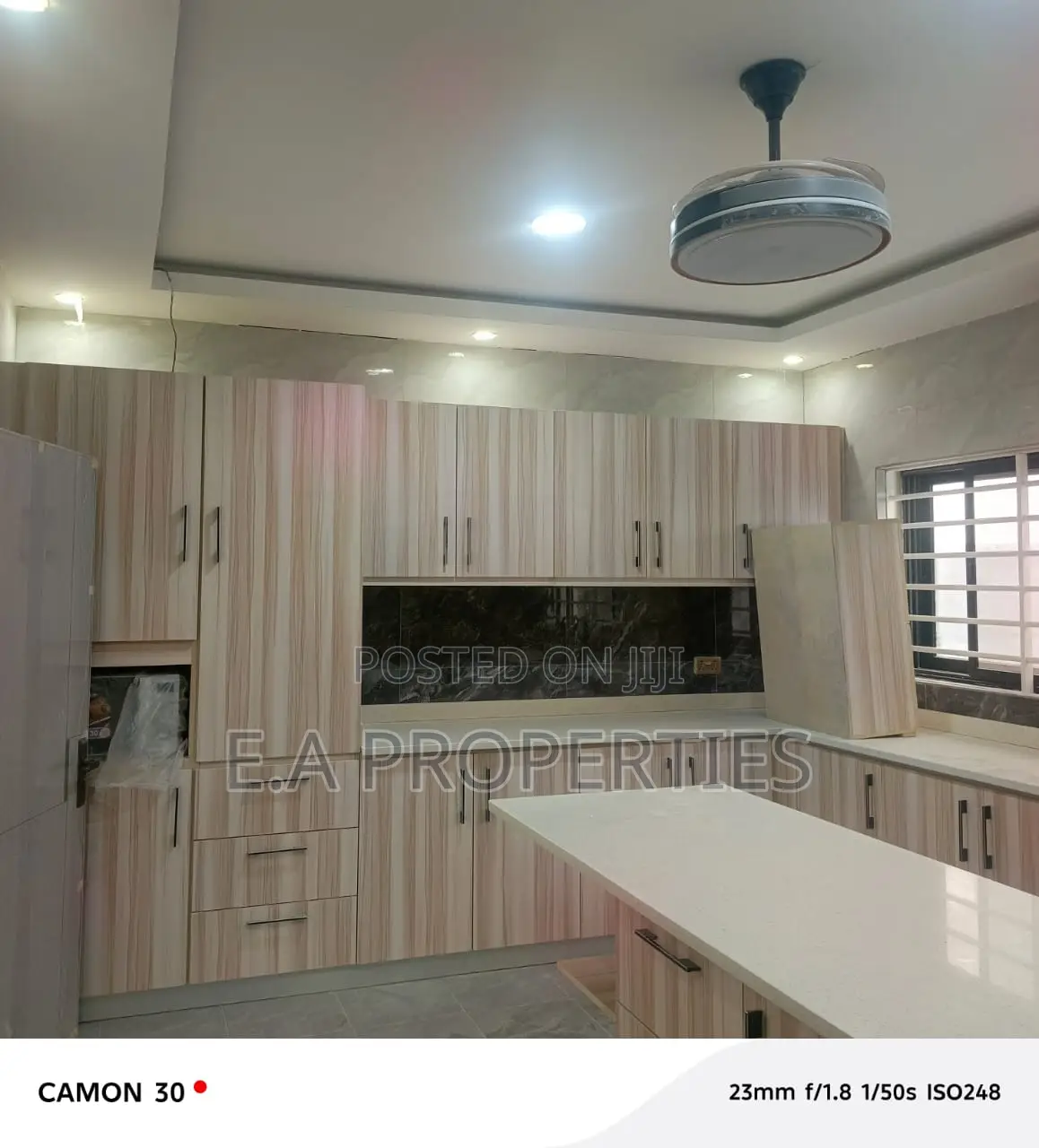4bdrm House in Ea Properties, Frafraha for sale