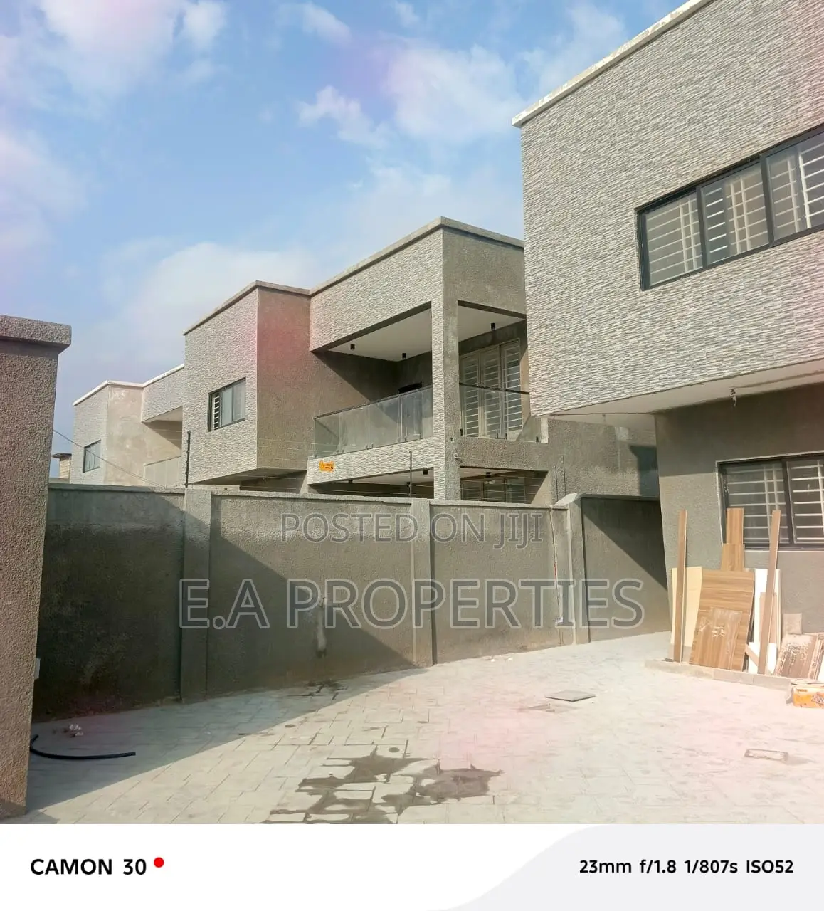 4bdrm House in Ea Properties, Frafraha for sale