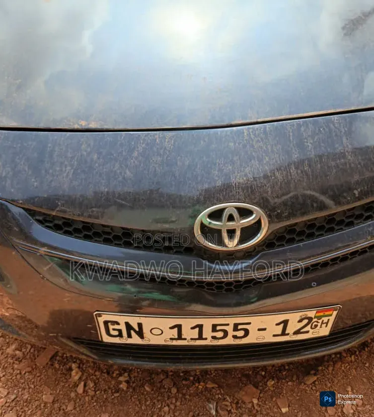 Toyota Yaris 2010 Black