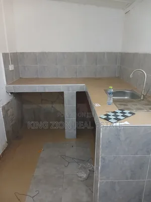 1bdrm Apartment in Kingzion Real, CP for rent