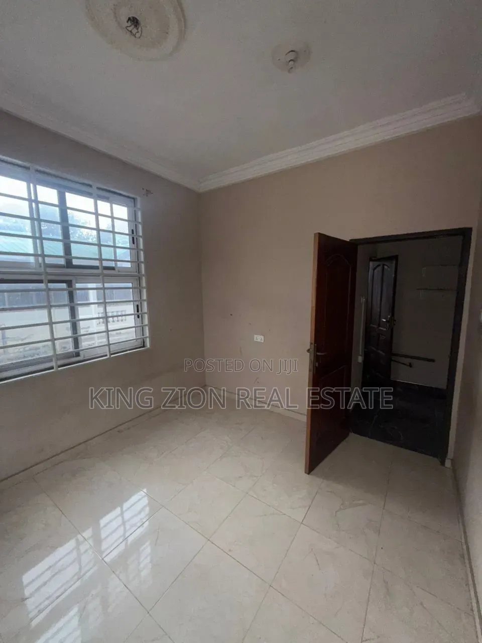 2bdrm Apartment in Kingzion Real, A-Lang for rent