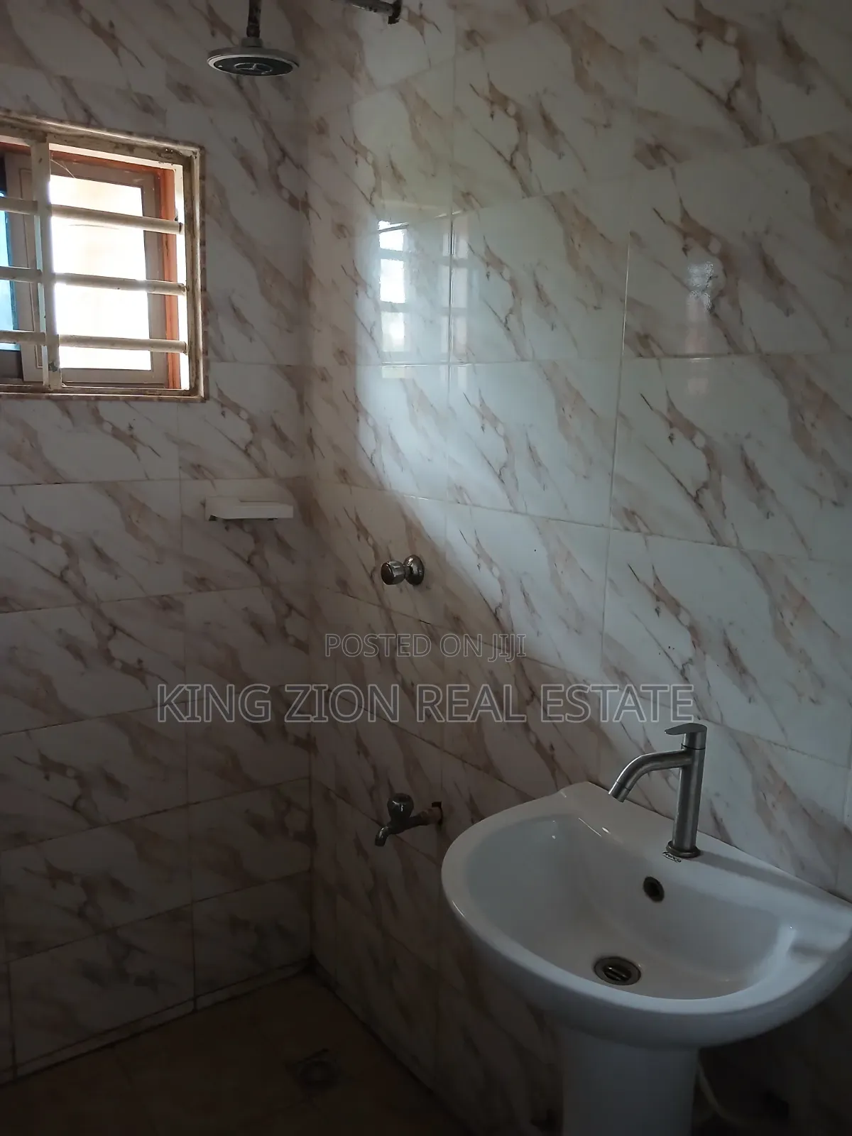 2bdrm Apartment in Kingzion Real, Pentecost for rent