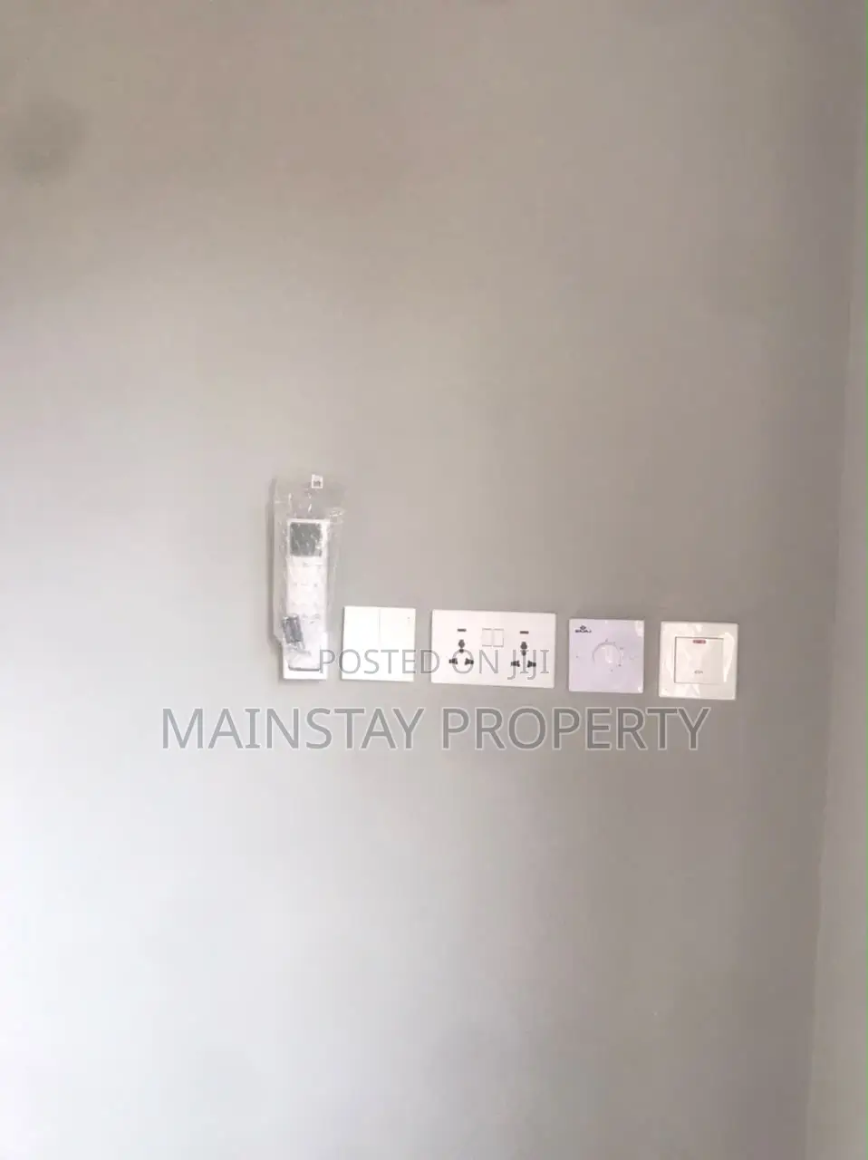 3bdrm Apartment in Mainstay Estates, Tseaddo for rent