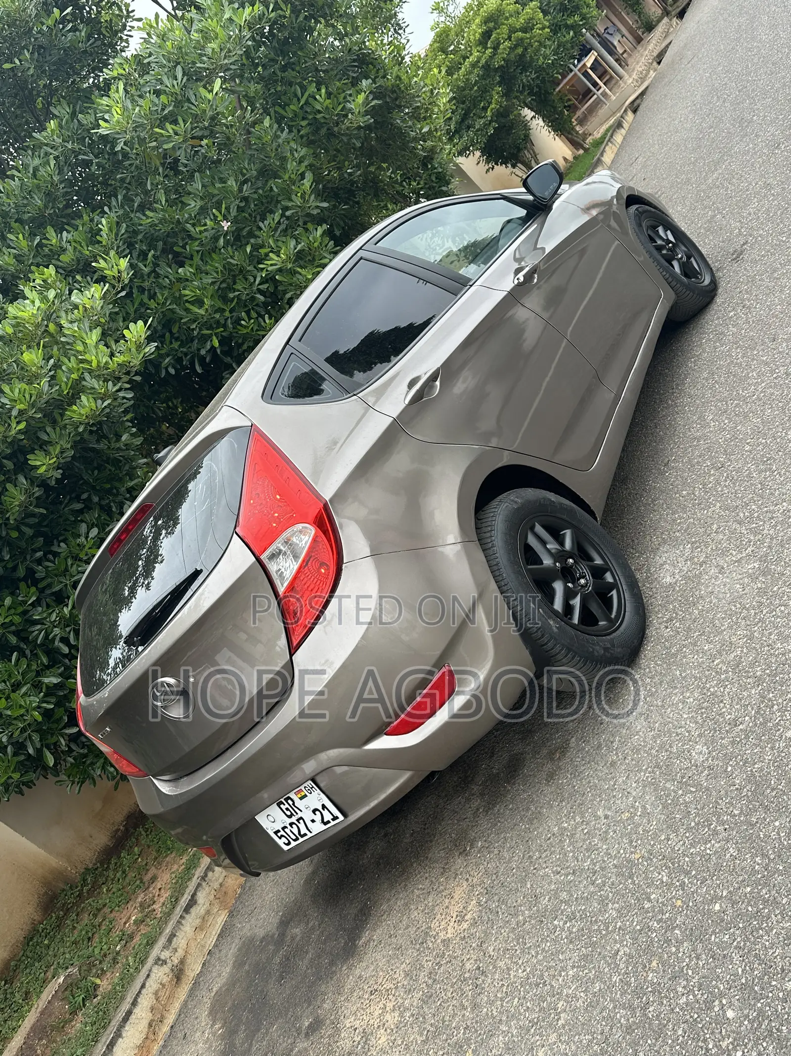 Hyundai Accent GLS 2013 Brown
