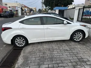 Hyundai Elantra 2014 White