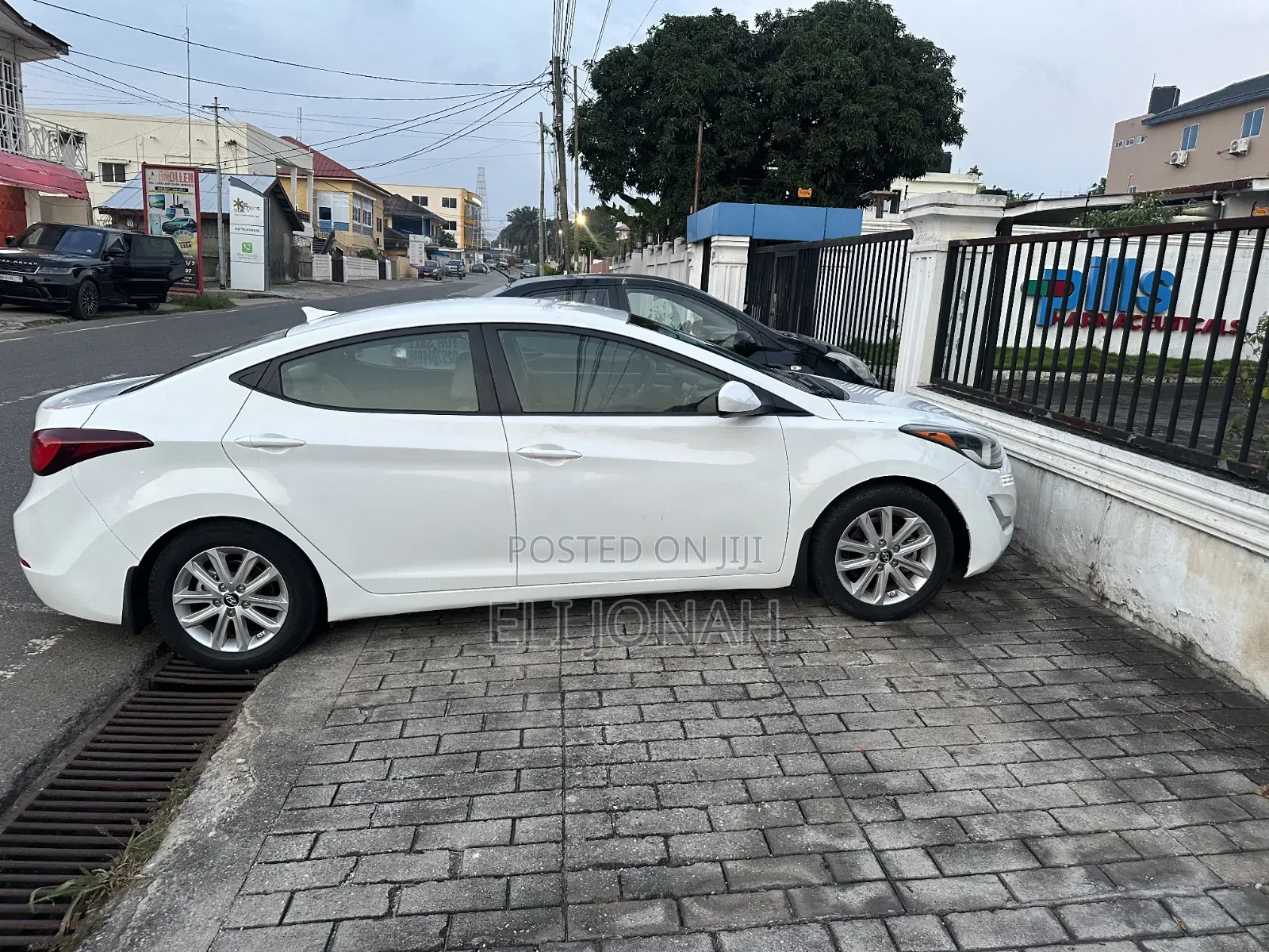 Hyundai Elantra 2014 White