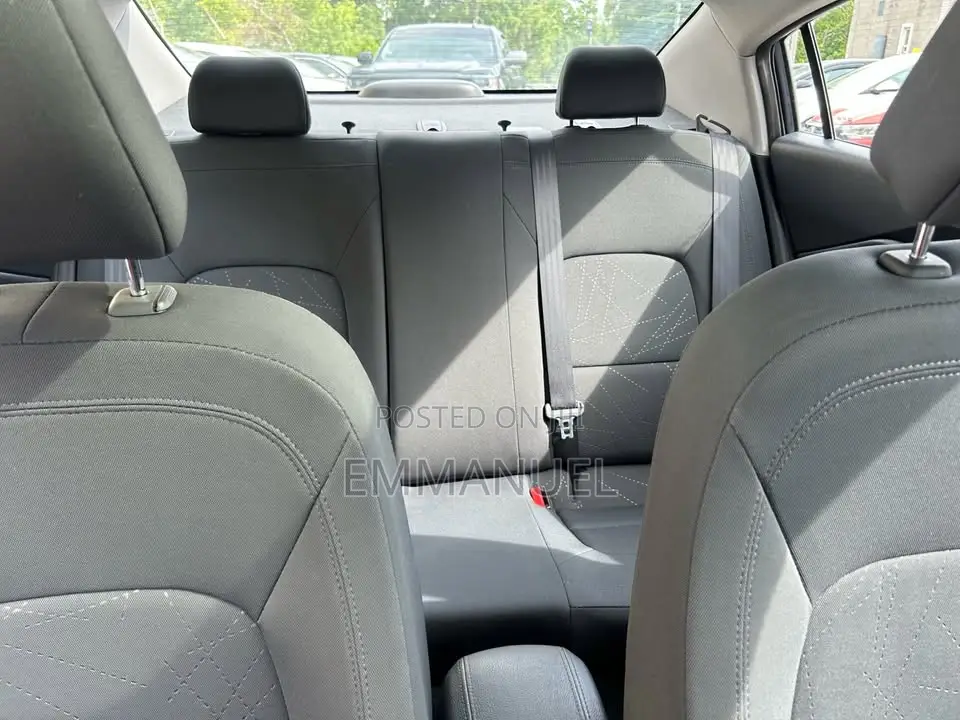 Kia Rio EX 4dr Sedan (1.6L 4cyl 6A) 2013 Gray