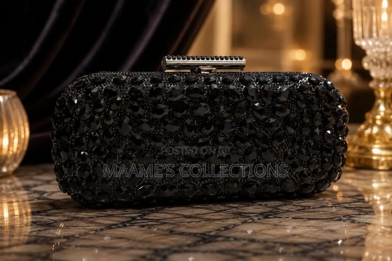 Luxury Pearl Crystal Clutch Bag for Weddings, Parties Events