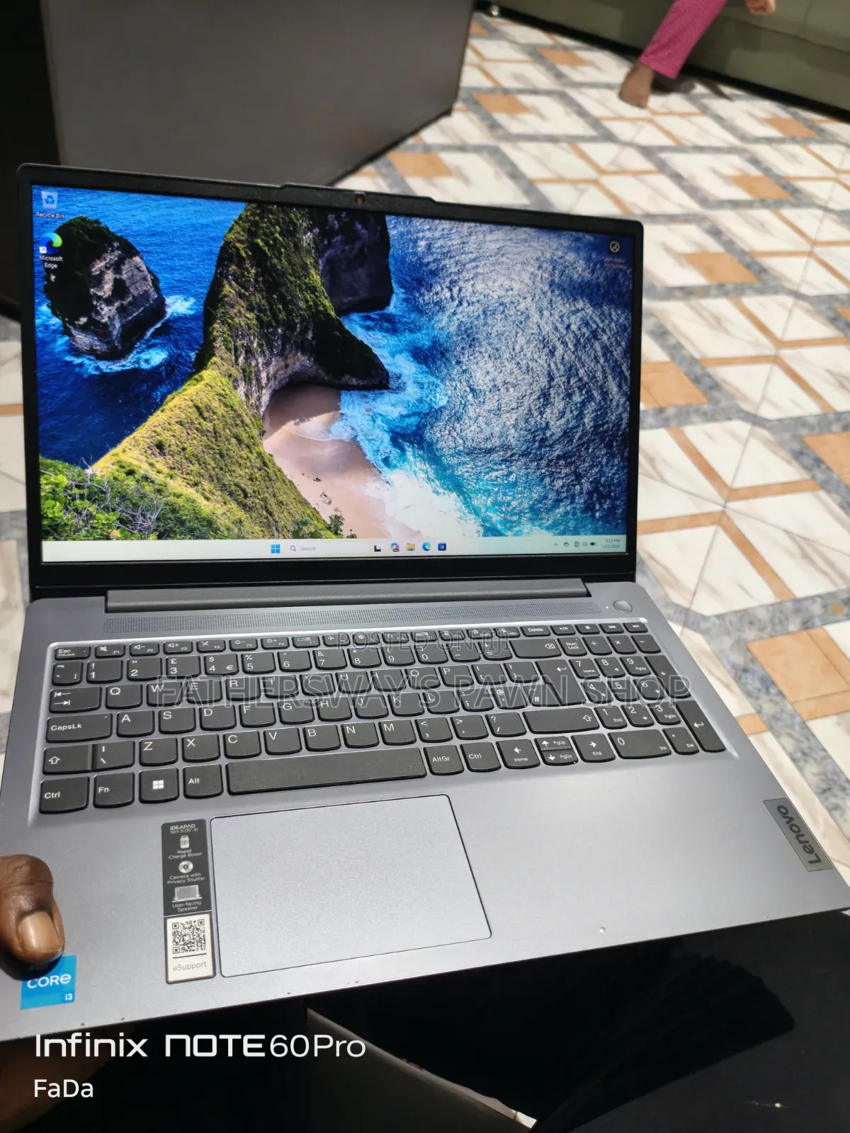 Laptop Lenovo Ideapad 3 8GB Intel Core i3 SSD 256GB