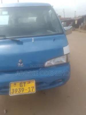 Hyundai H-100 2004 Blue