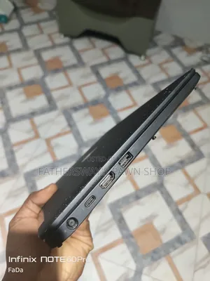 Laptop Dell Latitude 7390 8GB Intel Core i7 SSD 256GB