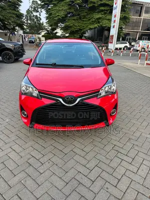 Toyota Yaris SE Hatchback 5dr 2016 Red