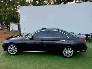 Mercedes-Benz E300 2016 Black