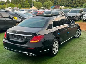 Mercedes-Benz E300 2016 Black