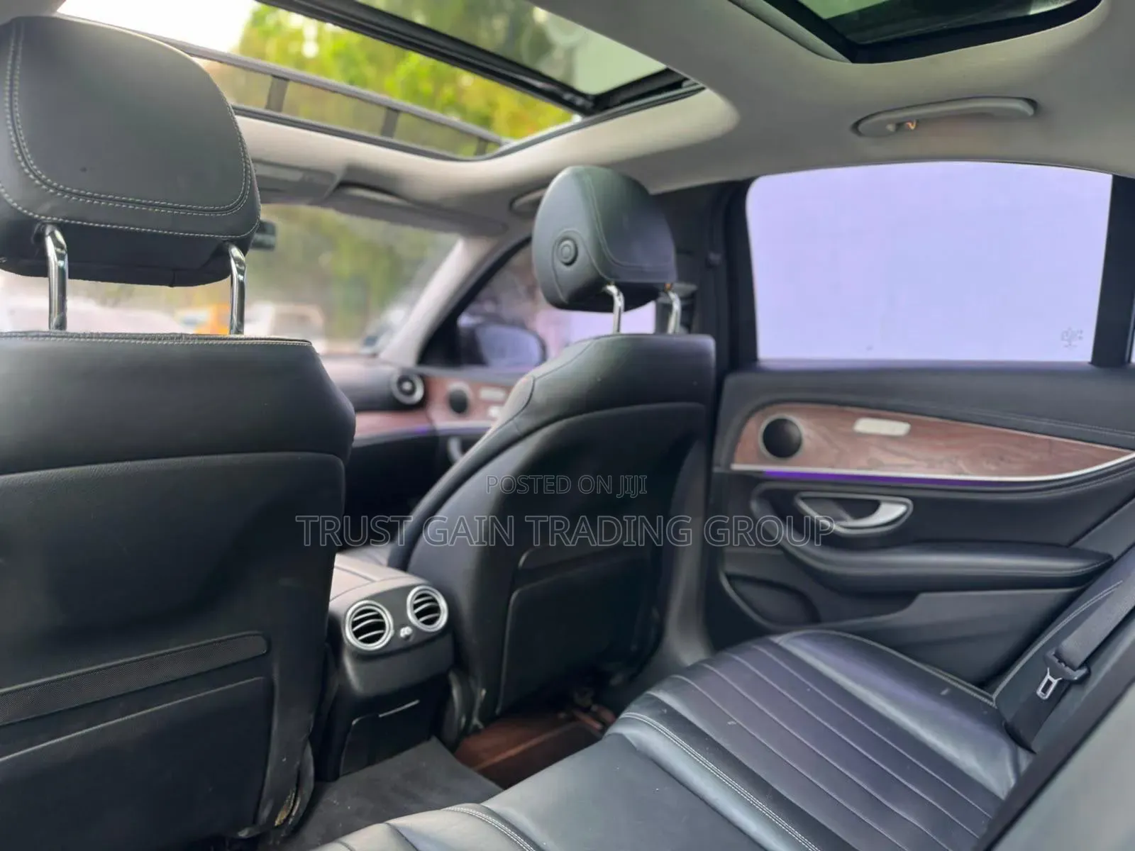 Mercedes-Benz E300 2016 Black