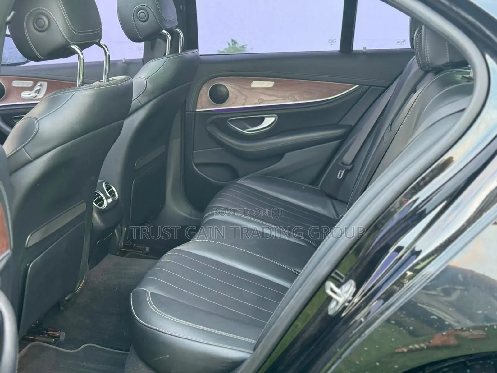 Mercedes-Benz E300 2016 Black