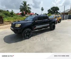 Toyota Tacoma Double Cab V6 Automatic 2011 Black