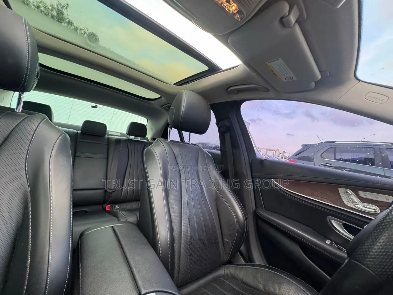 Mercedes-Benz E300 2016 Black