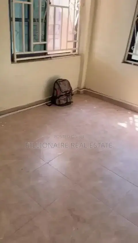 2bdrm Apartment in Atonsu Aprabo, Kumasi Metropolitan for rent