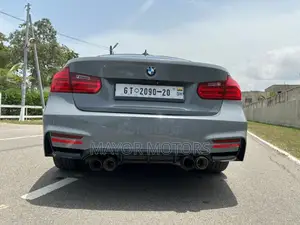 BMW X6 xDrive35i 4x4 Coupe (3.0L 6cyl 8A) 2012