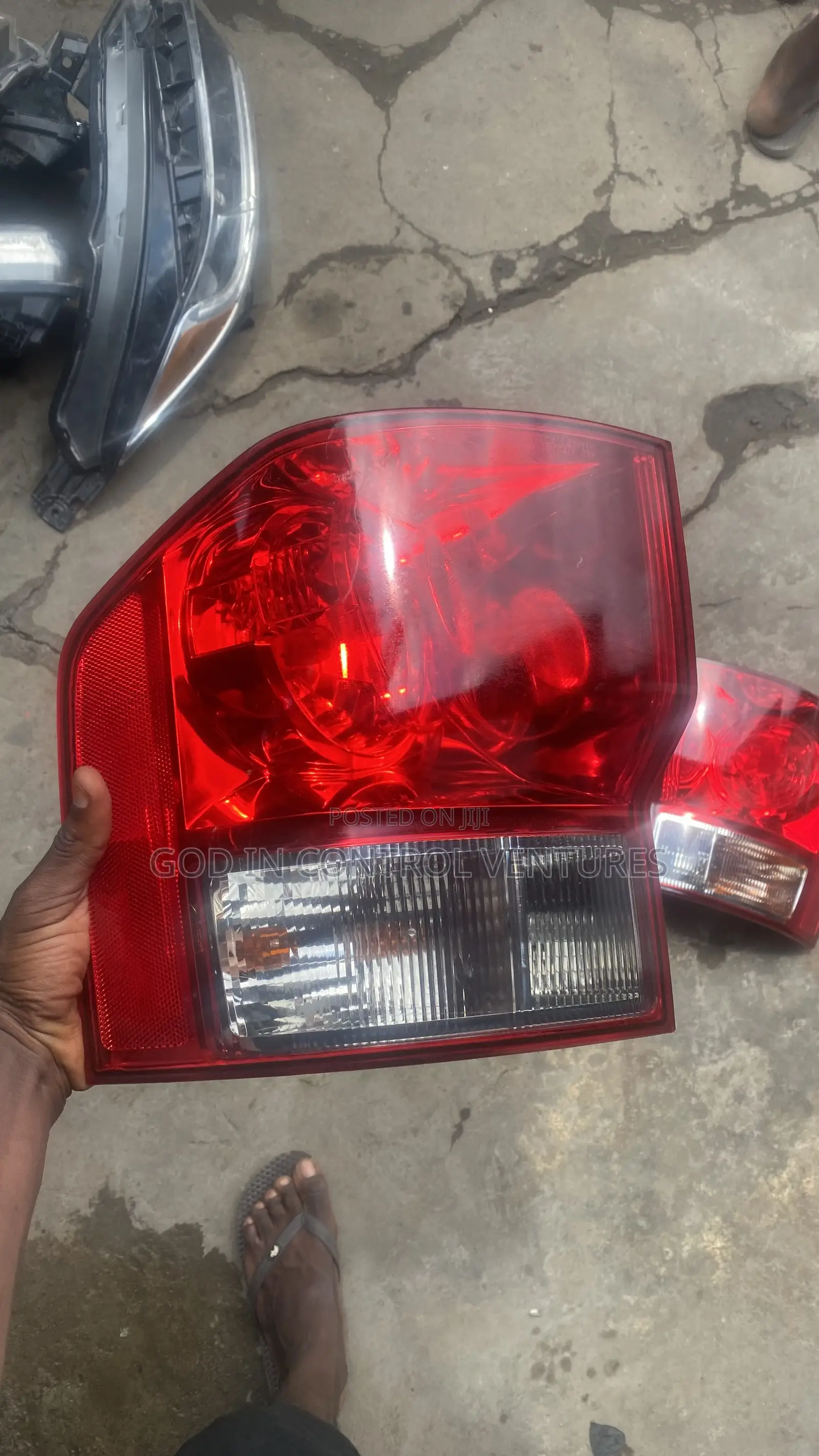 Honda Element 2008 Tail Light Pair