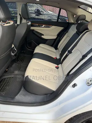 Dongfeng EV EX1 33 kW FWD 2023 White