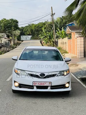 Toyota Camry 2014 White