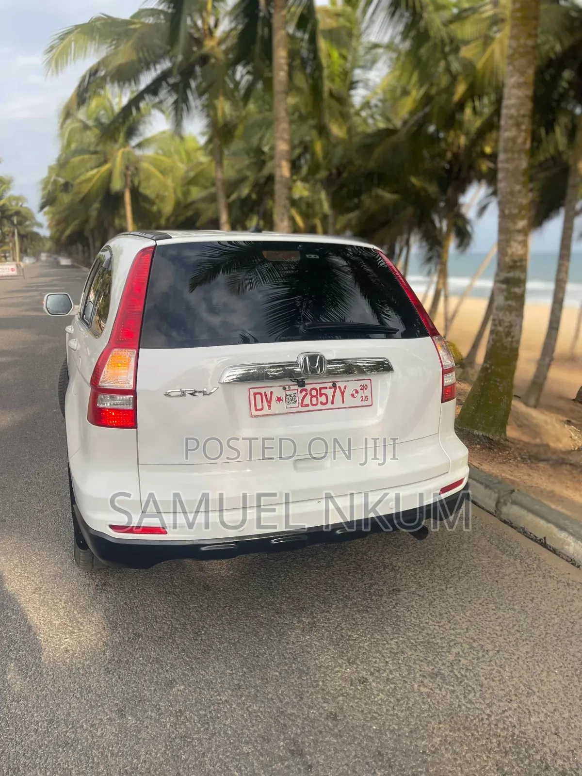 Honda CR-V 2011 White