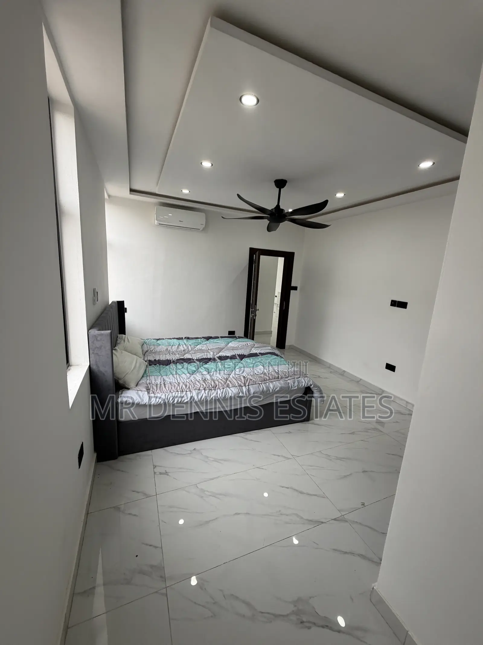 Furnished 2bdrm Apartment in East Airport, Tseaddo for sale