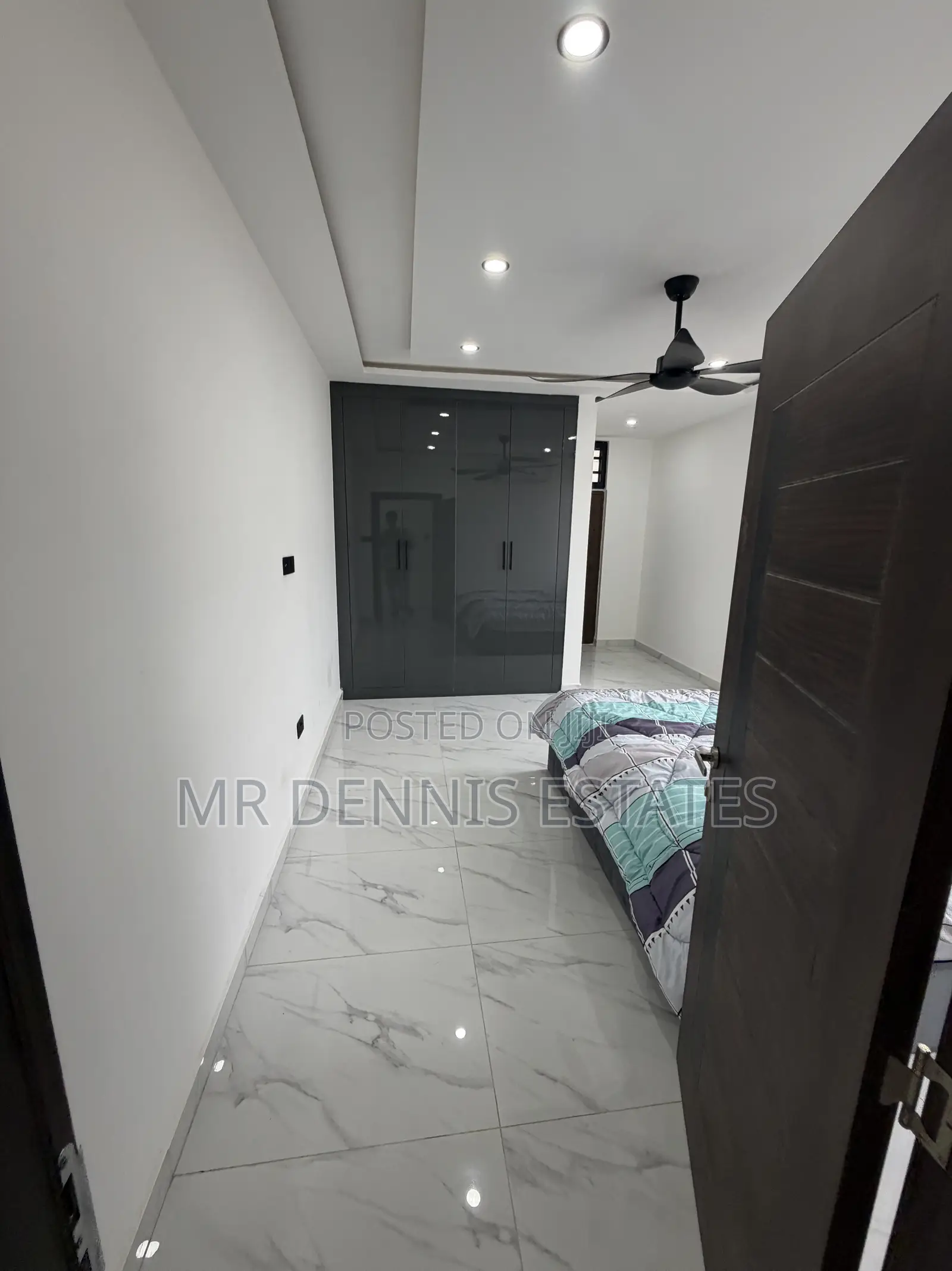 Furnished 2bdrm Apartment in East Airport, Tseaddo for sale