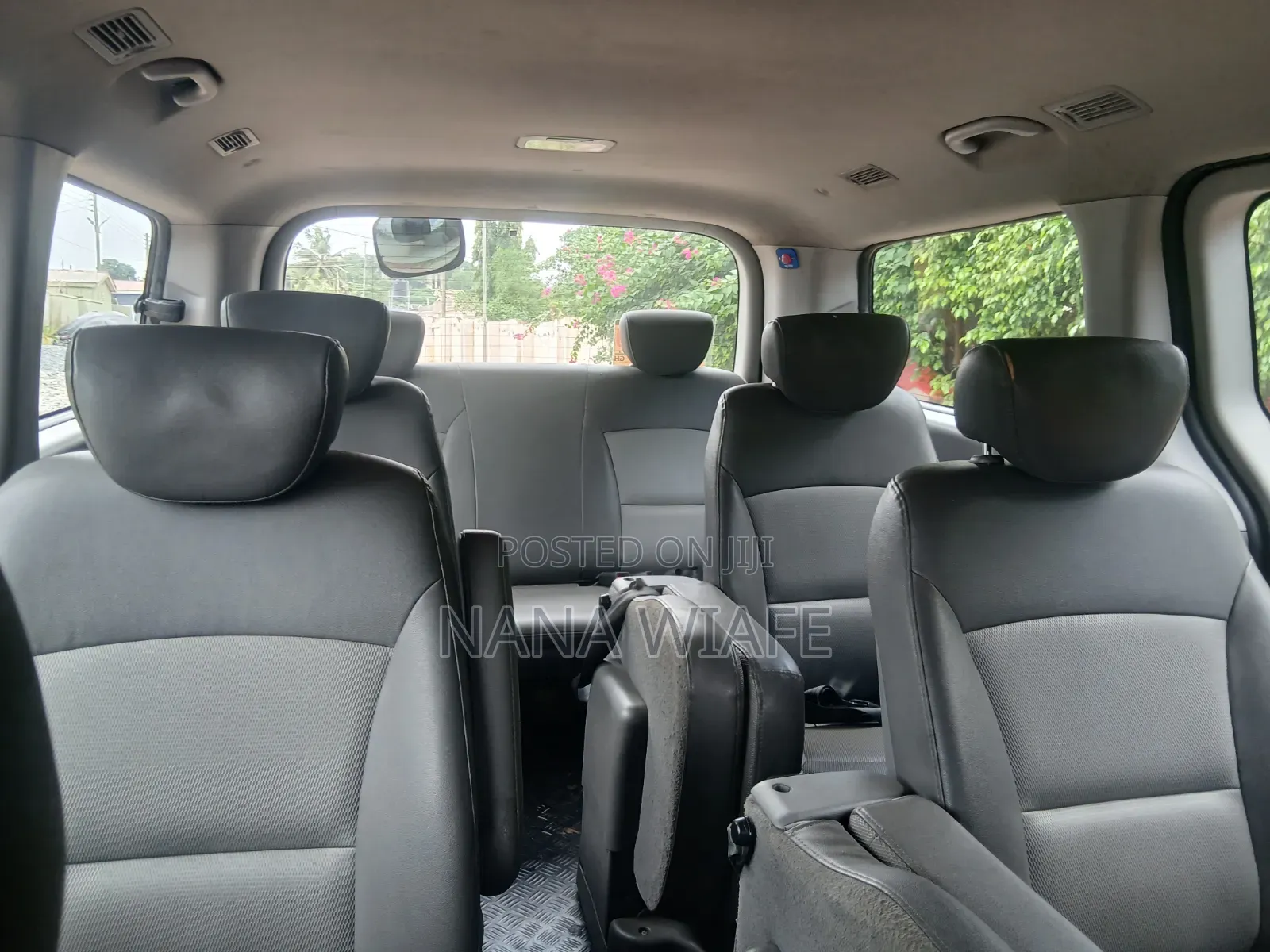 Hyundai Starex 2014 Yellow