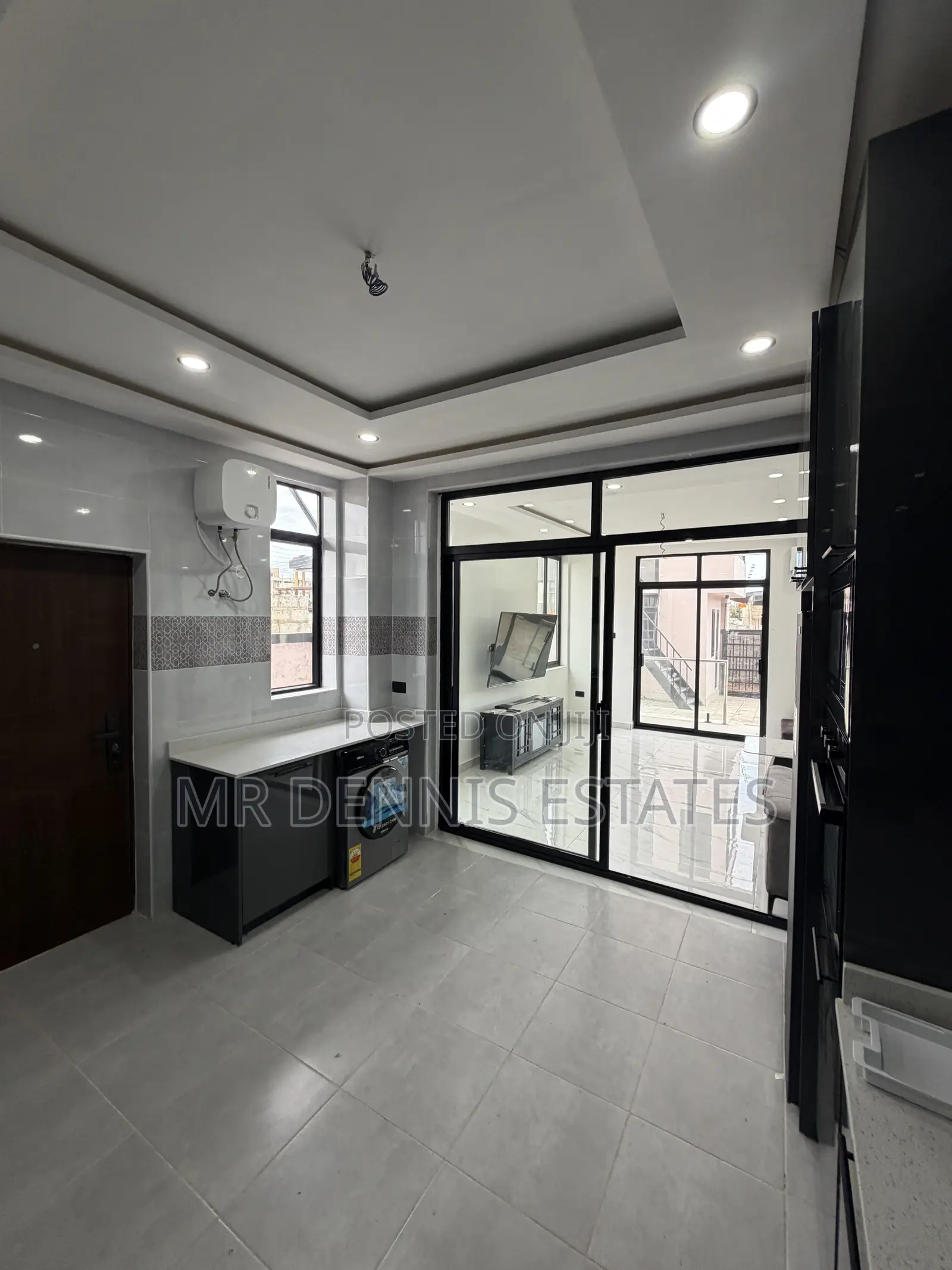 Furnished 2bdrm Apartment in East Airport, Tseaddo for sale