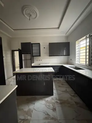 3bdrm House in Kokrobite, Weija for sale
